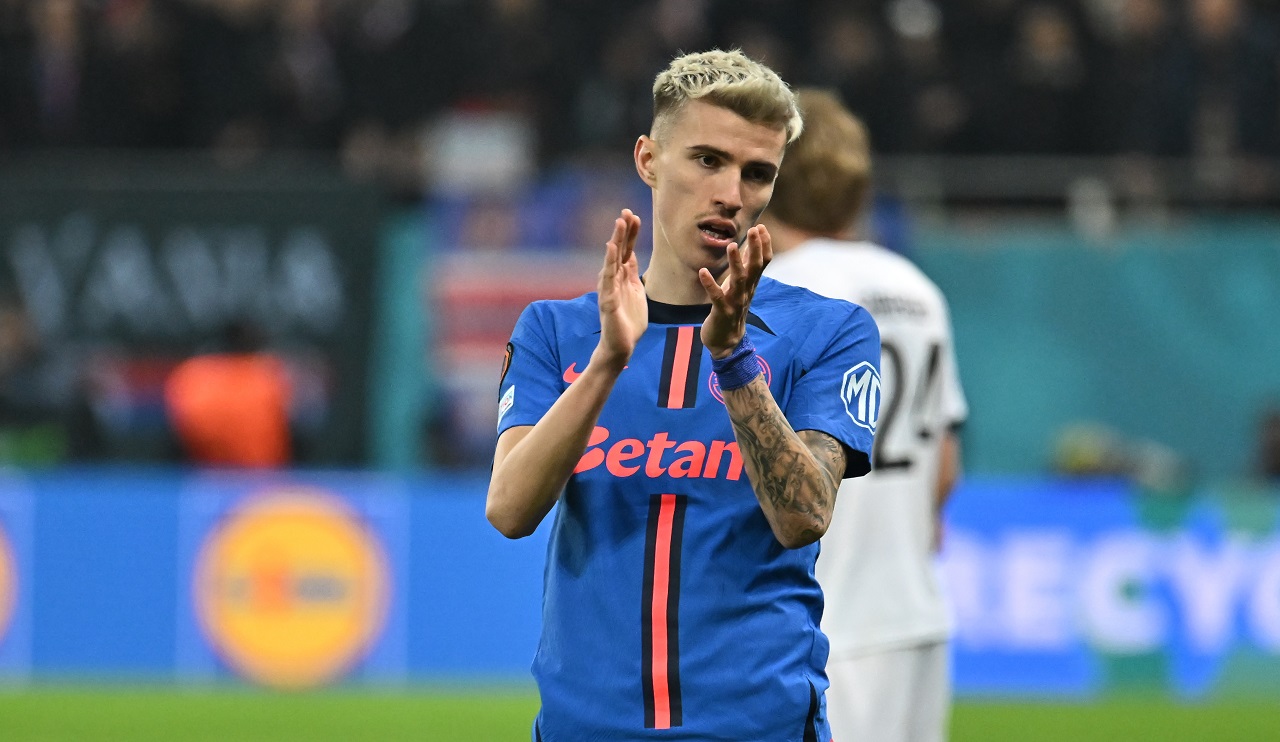 Nu e glumă! Tavi Popescu, schimbat în minutul 28 al meciului U Cluj – FCSB, după ce și Chiricheș a fost scos din echipă cu câteva minute înainte de start