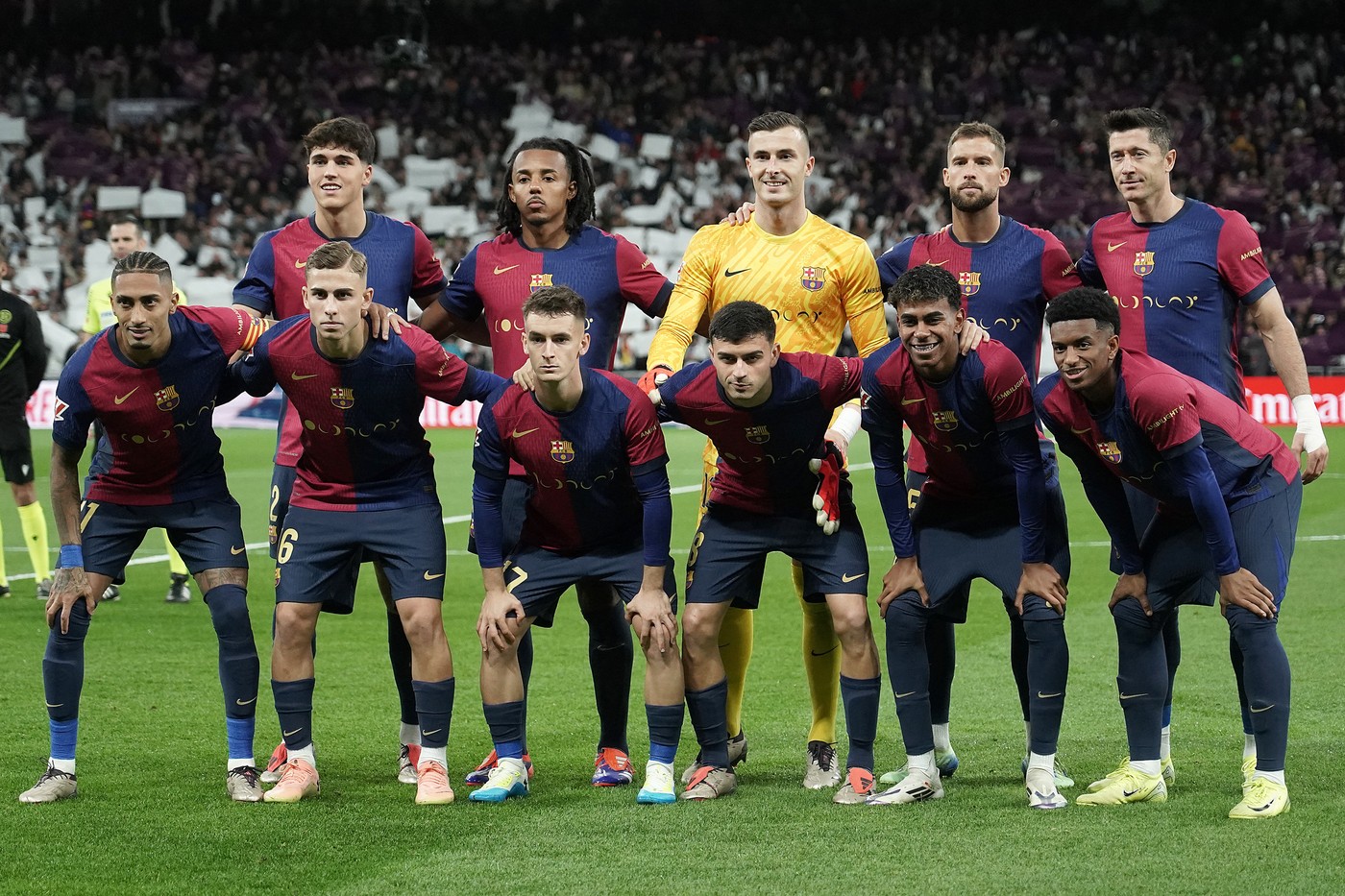 PSG oferă 100.000.000 de euro pentru un fundaș de la FC Barcelona