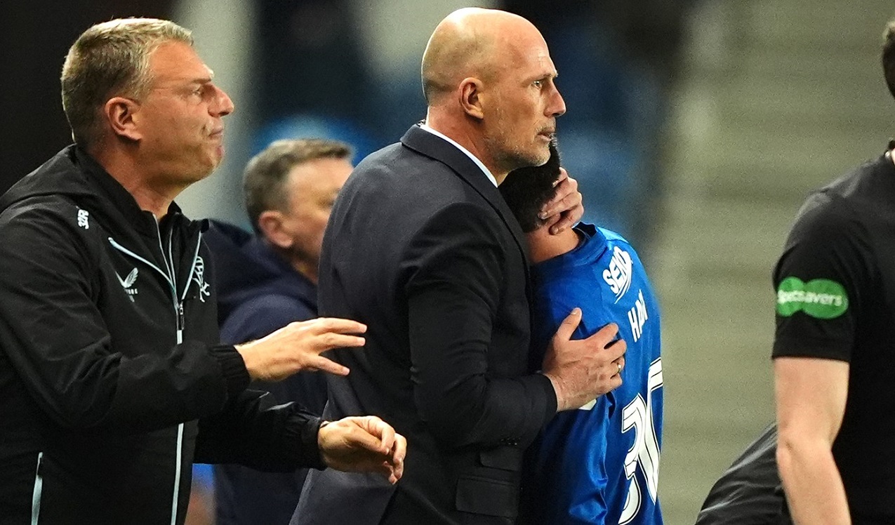 Philippe Clement chiar nu are nicio ruşine şi a luat această decizie cu Ianis Hagi