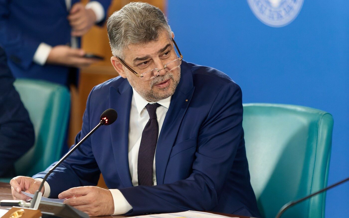 Planul pus la cale de Marcel Ciolacu și Ion Țiriac. Mega-proiectul de zeci de milioane de euro prin care ar fi construite de către Fundația celui mai bogat român o sală polivalentă, un patinoar și o academie de tenis, la doi pași de București: „Am vorbit despre asta”