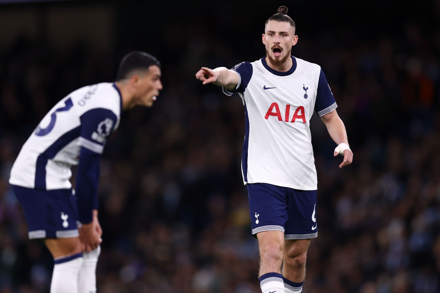 Radu Drăgușin l-a distrus pe Erling Haaland și spaniolii au reacționat, după Manchester City – Tottenham 0-4! „Cea mai slabă echipă a lui Pep Guardiola din istorie!”