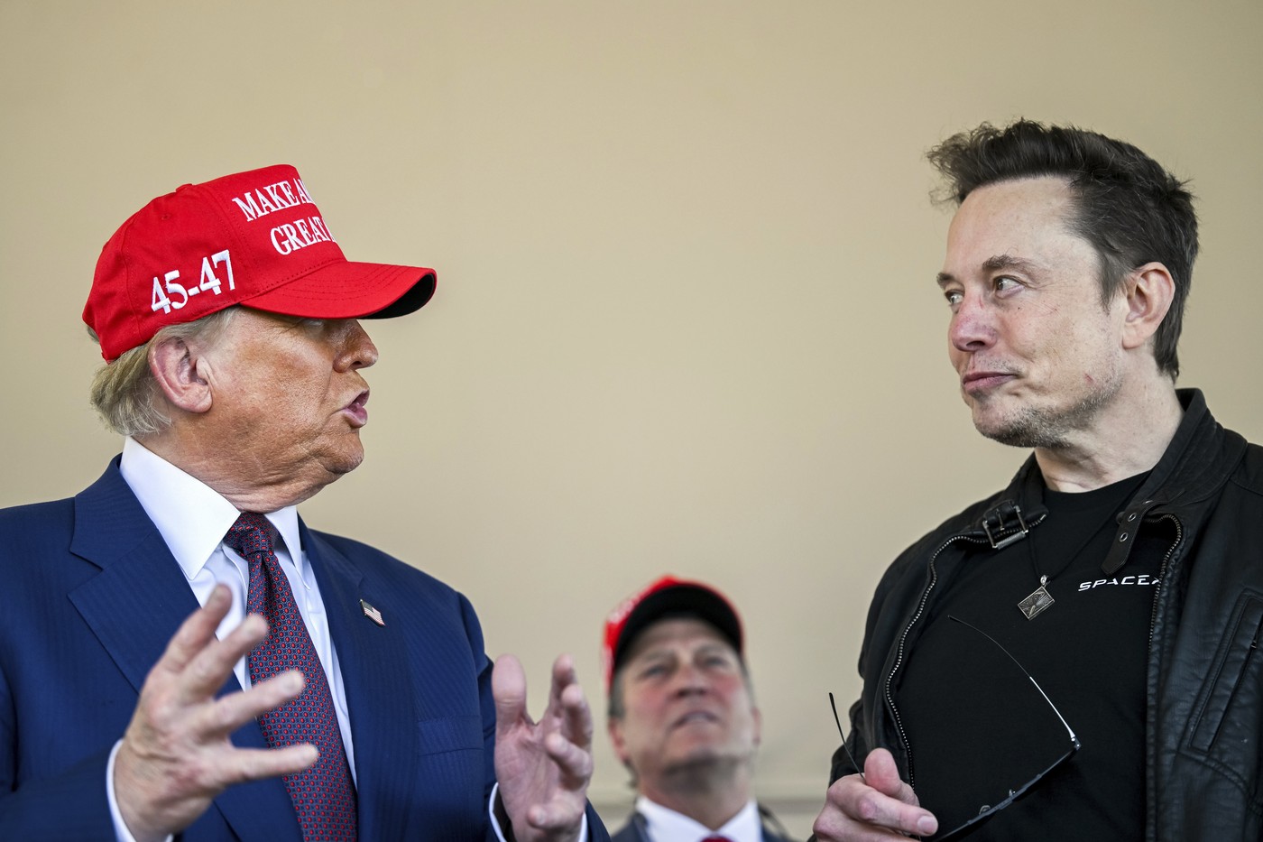 „Când a cumpărat Twitter, Elon Musk a făcut cea mai bună afacere a sa”. Reacția contondentă după ce un critic al republicanilor a dezvăluit că a fost interzis din umbră