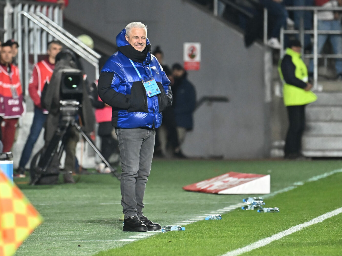 Reacția surprinzătoare a lui Marius Șumudică, după ce UEFA a amendat drastic România, dar i-a dat victoria la masa verde cu Kosovo