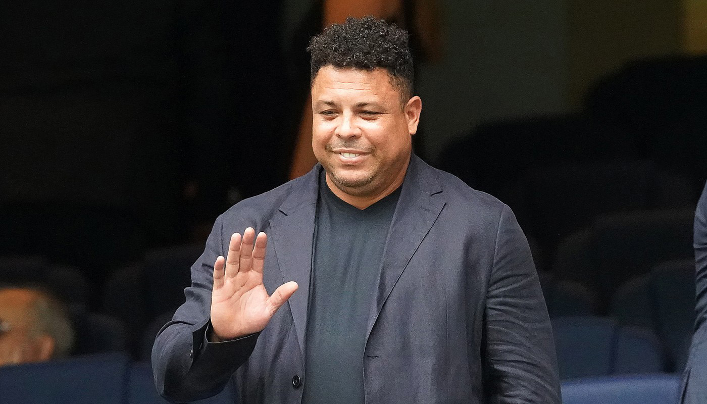 Ronaldo „Dinţosul” a vrut să cumpere clubul fostului jucător de la Rapid şi FCSB! Cine a blocat afacerea: „Ea nu l-a lăsat”. EXCLUSIV