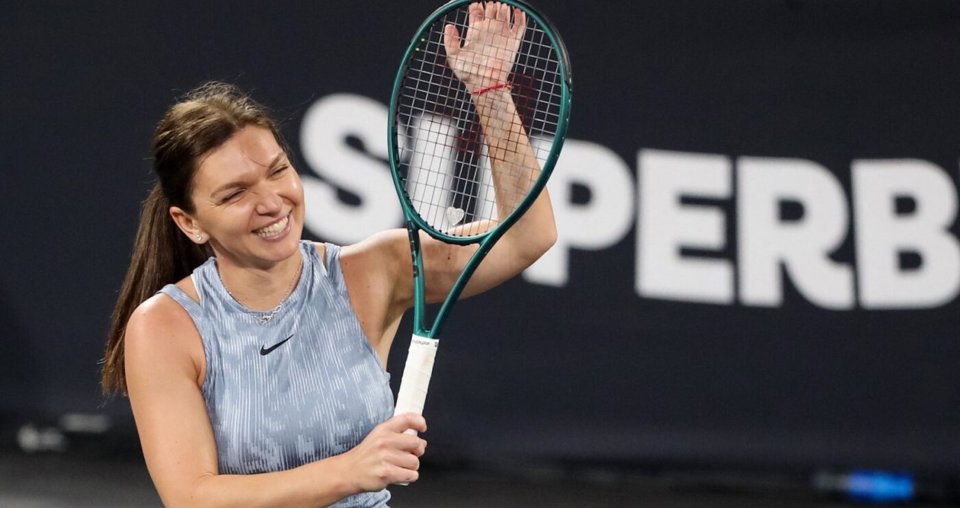 Simona Halep s-a înfruptat la un ospăț pe cinste cu berbecuț la proțap, mititei și alte bunătăți tradiționale românești! Reacția fabuloasă a româncei