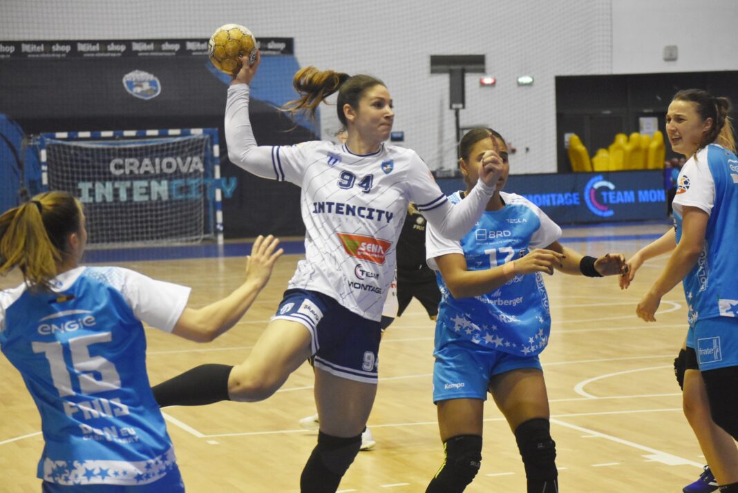 Surpriză în Liga Florilor: CSM Bucureşti, răpusă la Craiova! Fără Cristina Neagu pe teren, campioana a suferit primul eşec din campionat