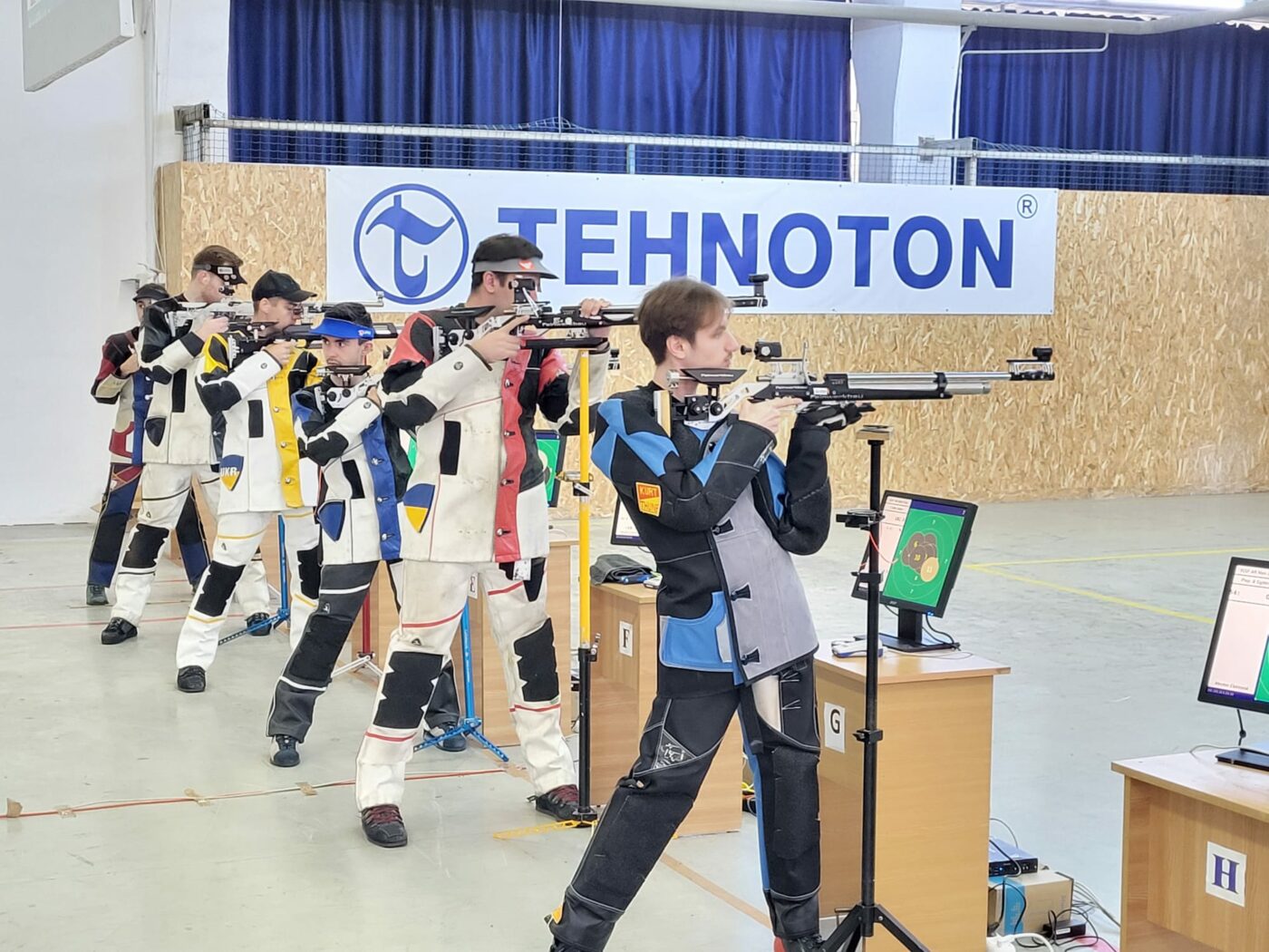 Luca Joldea a dat lovitura la Iași! Campionul mondial de juniori a câștigat Campionatele Internaționale de Tir Sportiv ale României după ce a învins doi olimpici ucraineni. SPECIAL