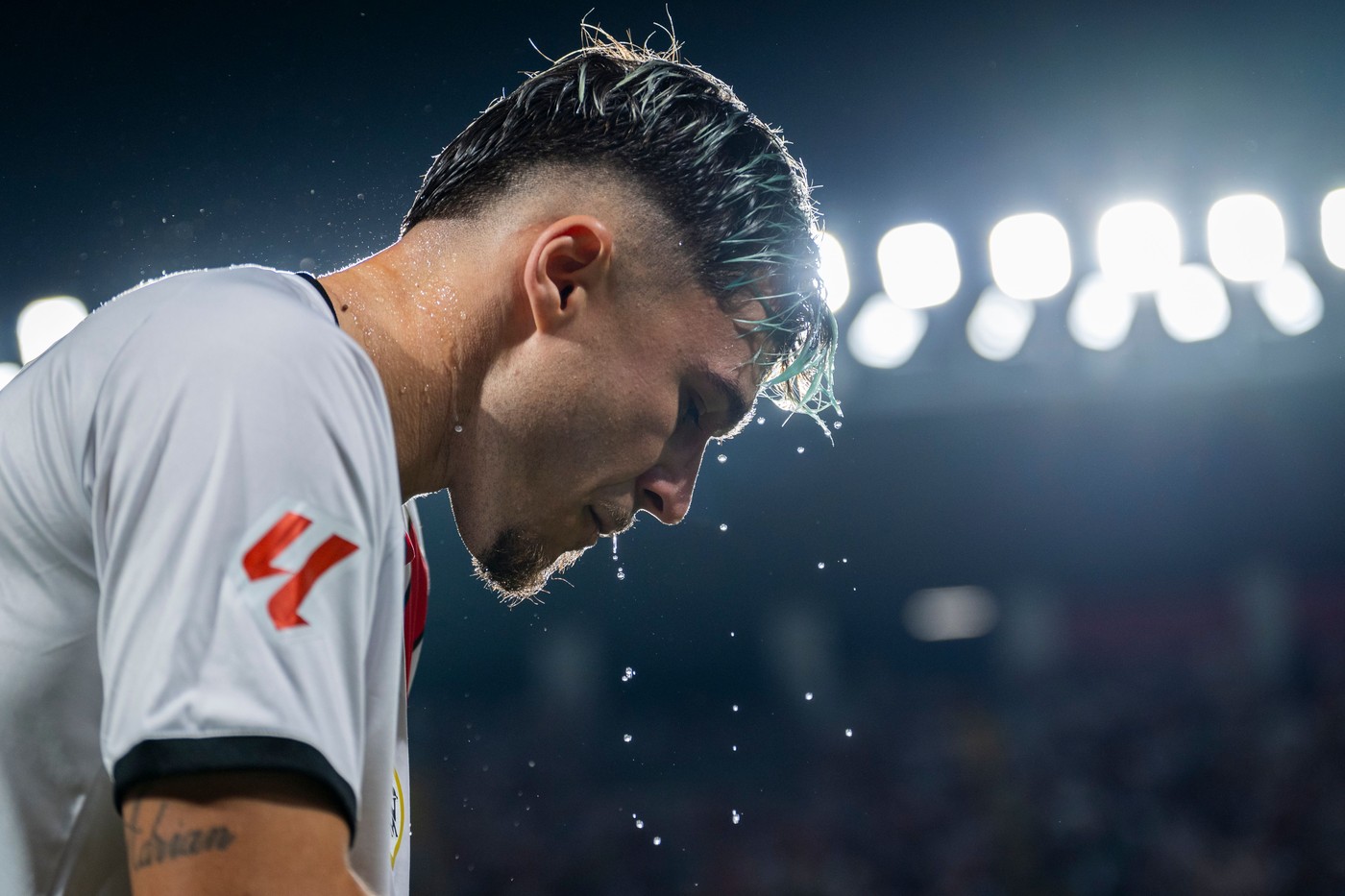 Tottenham e gata să îl transfere pe Andrei Rațiu. Echipa lui Radu Drăgușin nu e speriată de concurența cu FC Barcelona: anunțul presei din Spania