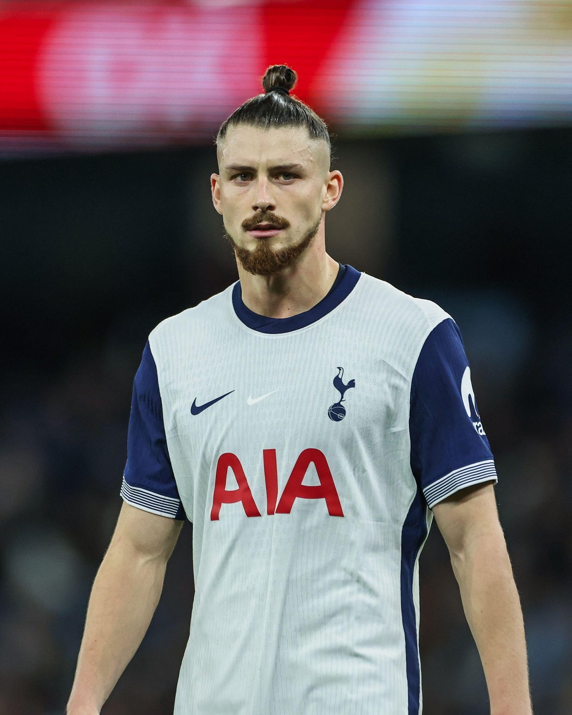 Transferul lui Radu Drăgușin la Bayern Munchen, readus în discuție de impresarul Florin Manea. Agentul a făcut anunțul clar despre plecarea de la Tottenham