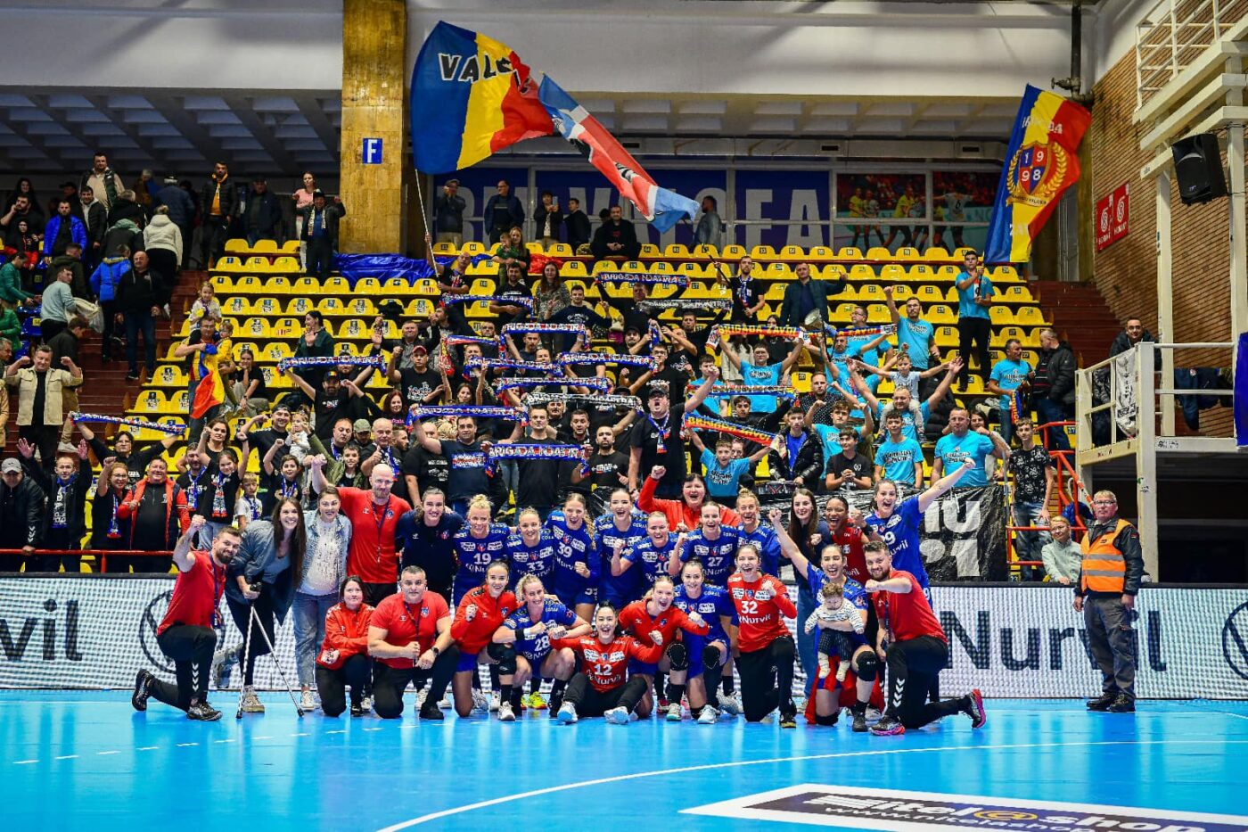 Victorie extraordinară a lui SCM Râmnicu Vâlcea în EHF Europan League, obținută imediat după despărțirea de antrenor! Maghiarele de la DVSC Schaeffler nu au făcut față în „Sala Traian”