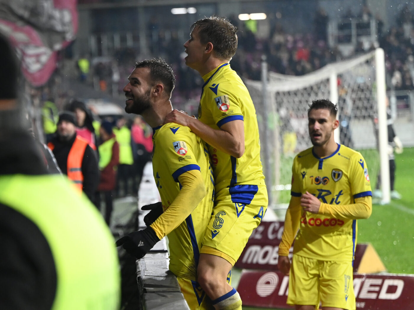 „A fost un arbitraj șmecheresc!”. Atacantul a răbufnit după Rapid – Petrolul 1-1
