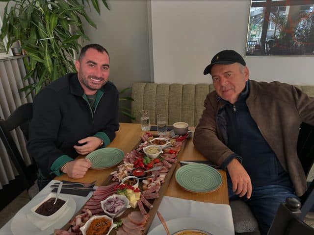 „Băi, băiatule, vino acasă!”. Cum a ajuns să arate la 71 de ani Gheorghe Ștefan, cel mai controversat om de fotbal din Moldova