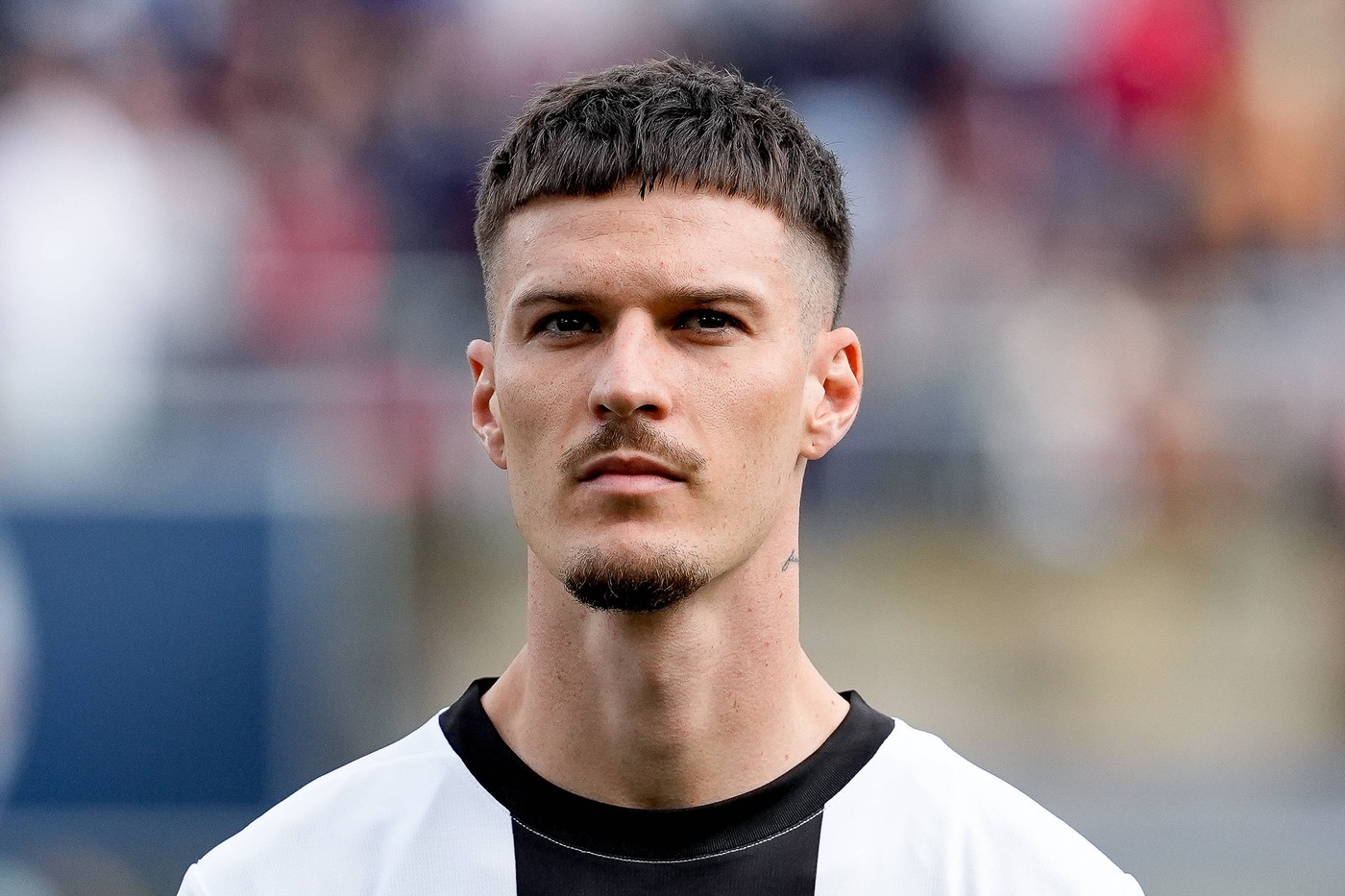 „Noi credeam că va fi ca Messi”. Cum a ajuns Dennis Man la Manchester City și de ce echipa lui Pep Guardiola a renunțat la român după 3 ani