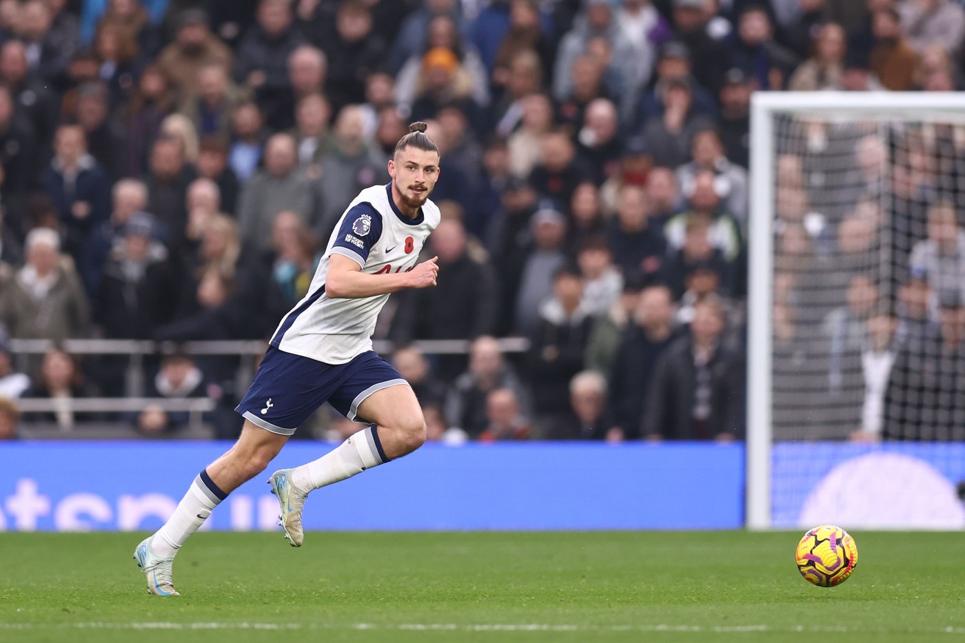 „Să vedem dacă vor să spargă banca pentru el”. Tottenham le-a anunțat pe Napoli și pe Juventus Torino care e prețul de transfer imediat al lui Radu Drăgușin