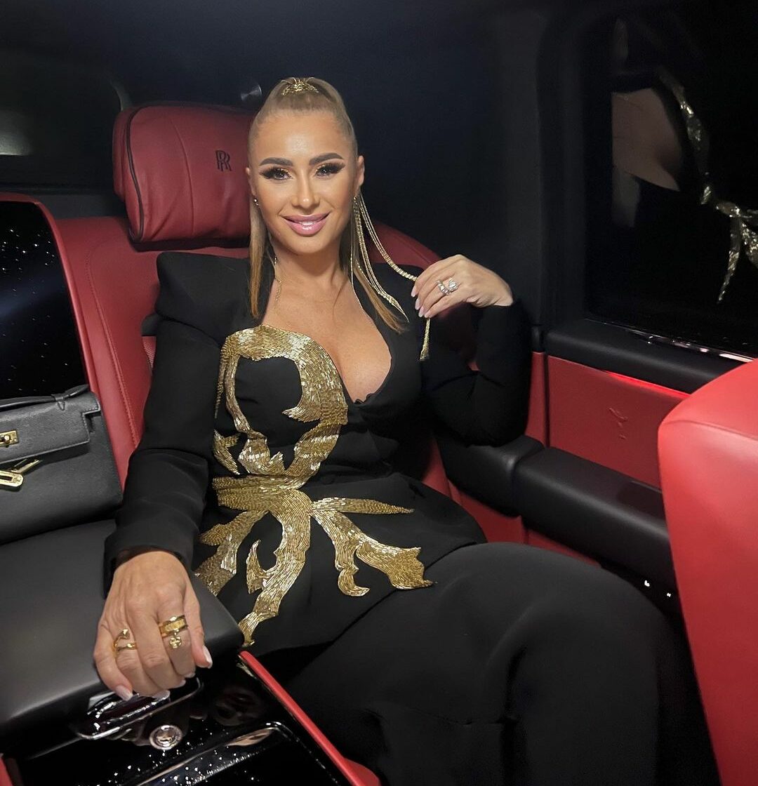 Anamaria Prodan a repetat scandalul cu Dan Alexa! A sărit să-l bată pe un președinte de club la Craiova: „L-am luat peste masă”