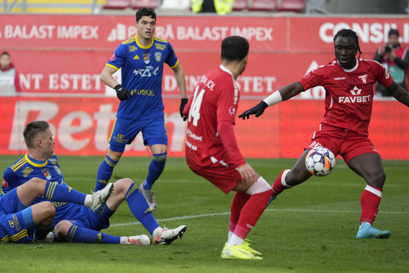 Arădenii i-au strigat demisia lui Mircea Rednic după: UTA – Unirea Slobozia 3-4