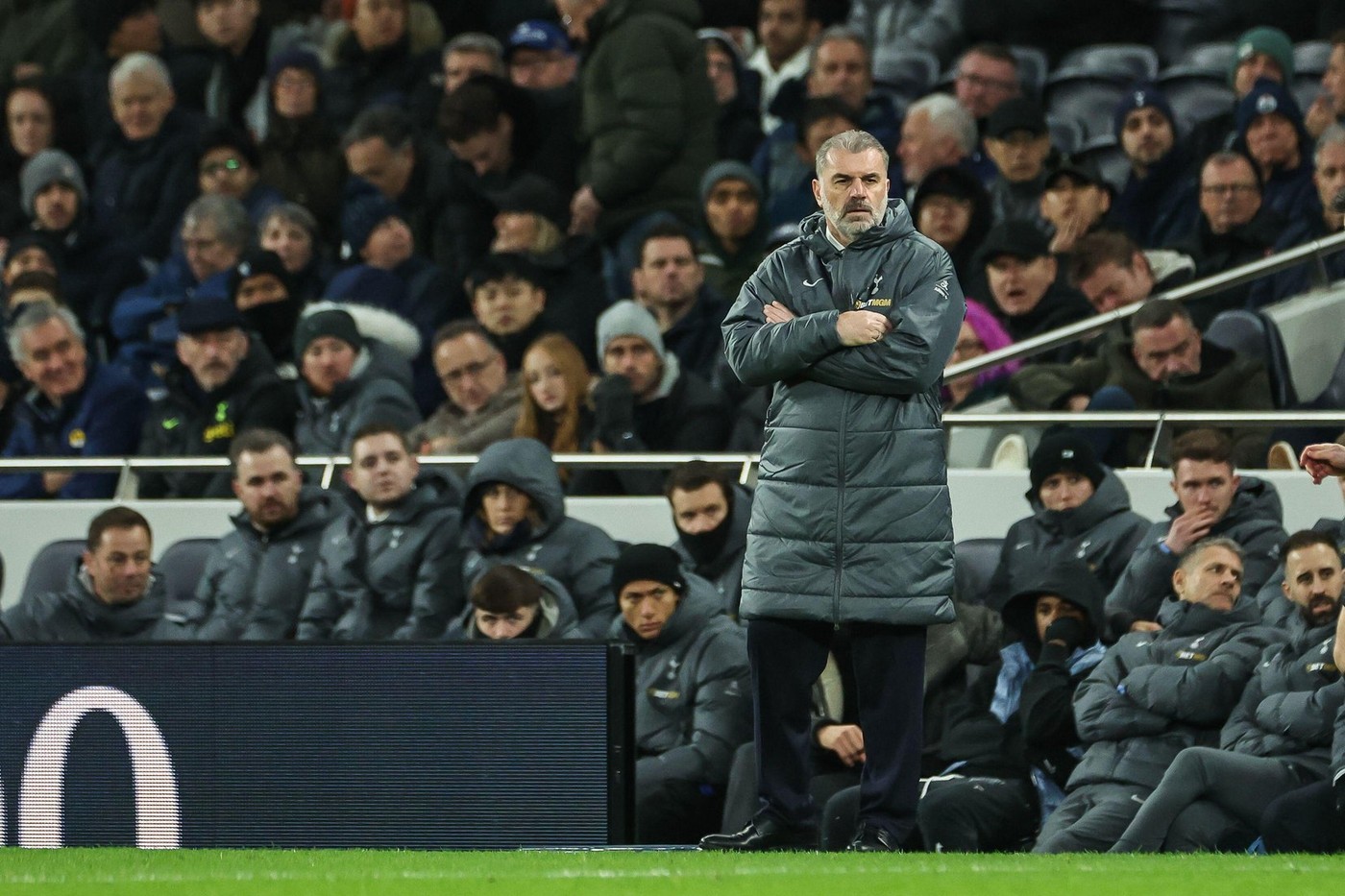 Britanicii au aflat decizia lui Ange Postecoglou. Managerul își joacă postul la Tottenham și a stabilit ce se va întâmpla cu românul la următorul meci