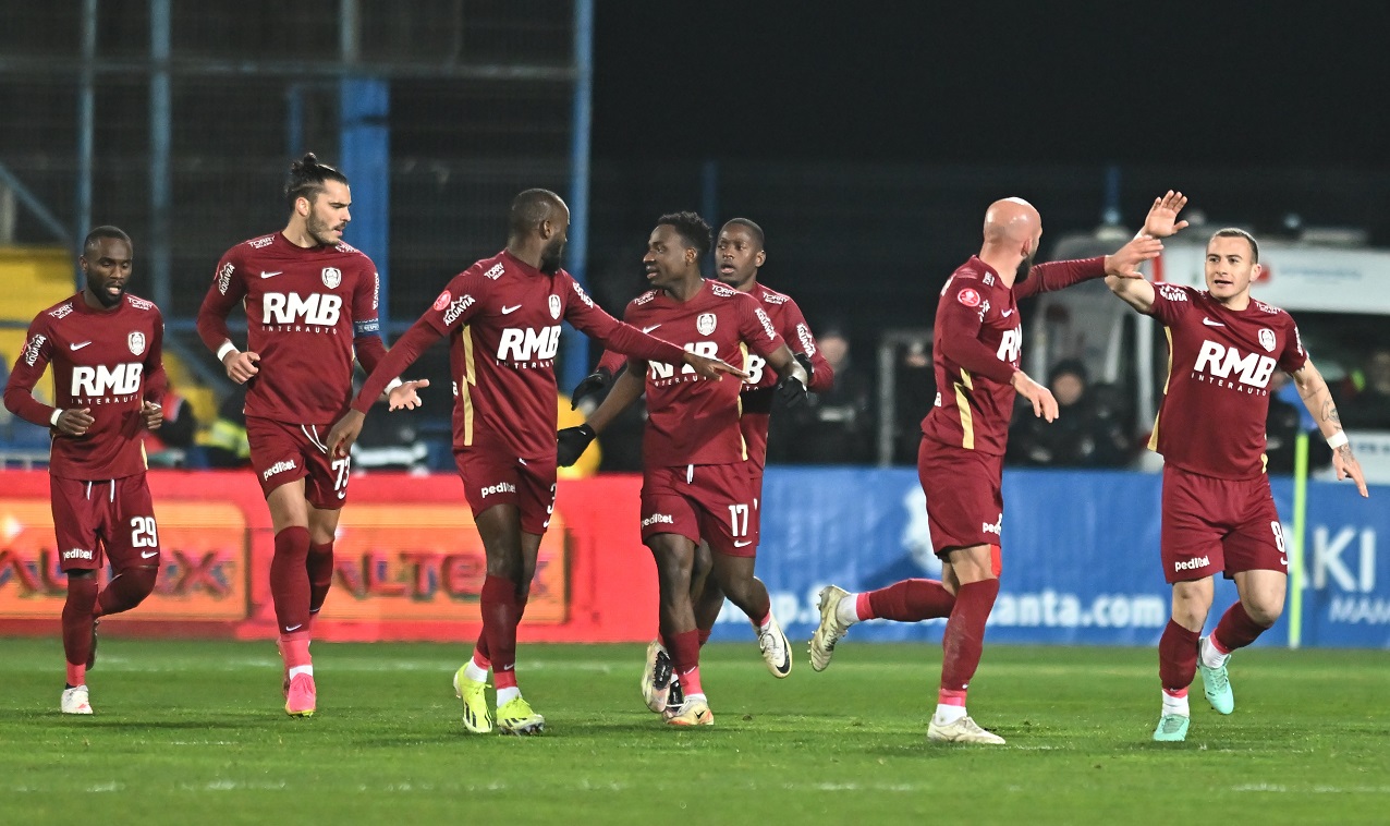 Cei doi super-fotbaliști de la CFR Cluj, pe care Gigi Becali a oferit peste 4.000.000 de euro, la pachet, au ajuns „fantome” pe banii șeicilor. „Nu credeam în viața mea”