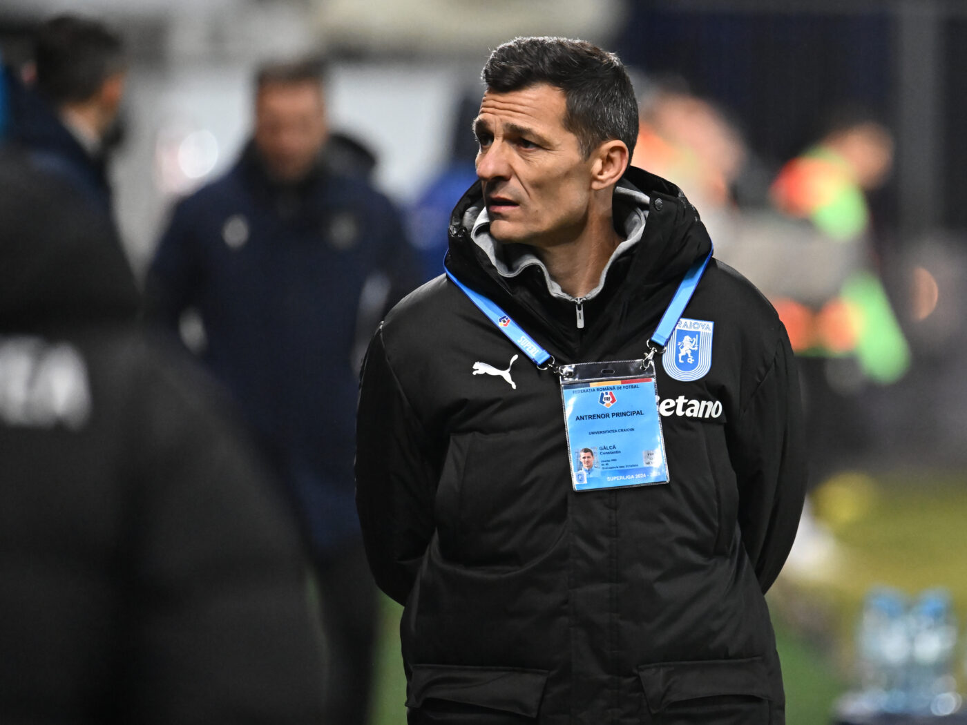 Costel Câlcă, acuzații grave la adresa arbitrajului după Petrolul Ploiești – Universitatea Craiova 1-1: „A fost ofsaid”. Și-a taxat jucătorii pentru gafa de la golul gazdelor: „Le-am și spus! Lipsă de coordonare”