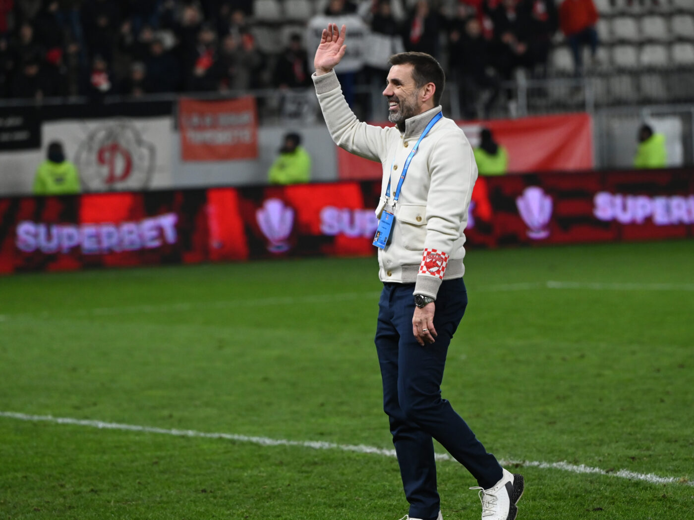 Dinamo scoate la licitație celebra banderolă a lui Zeljko Kopic!
