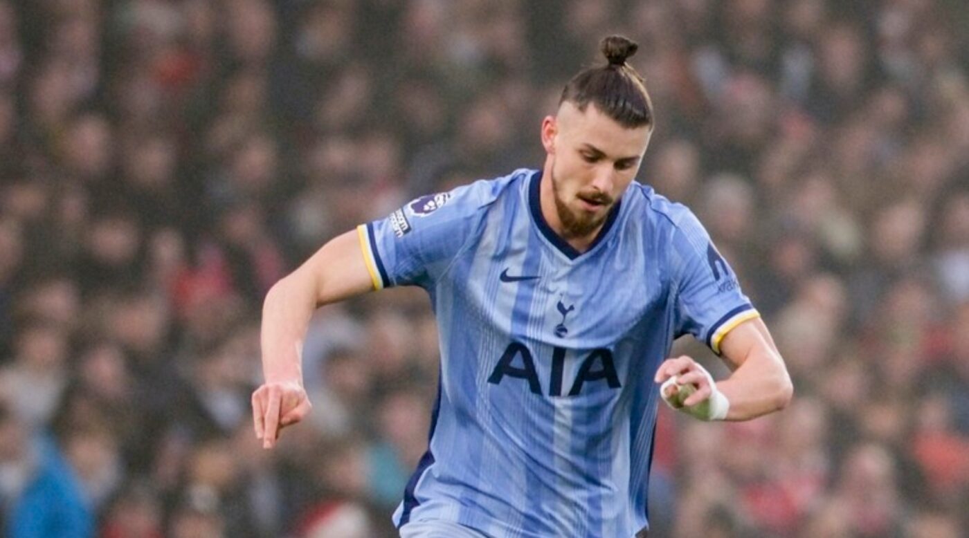 Englezii sunt nemiloși cu Radu Drăgușin. Fostul scouter al lui Tottenham l-a făcut praf: „Știe că transferul e ca și făcut. Nu pot să ia banii pe el acum pentru că au doi accidentați”