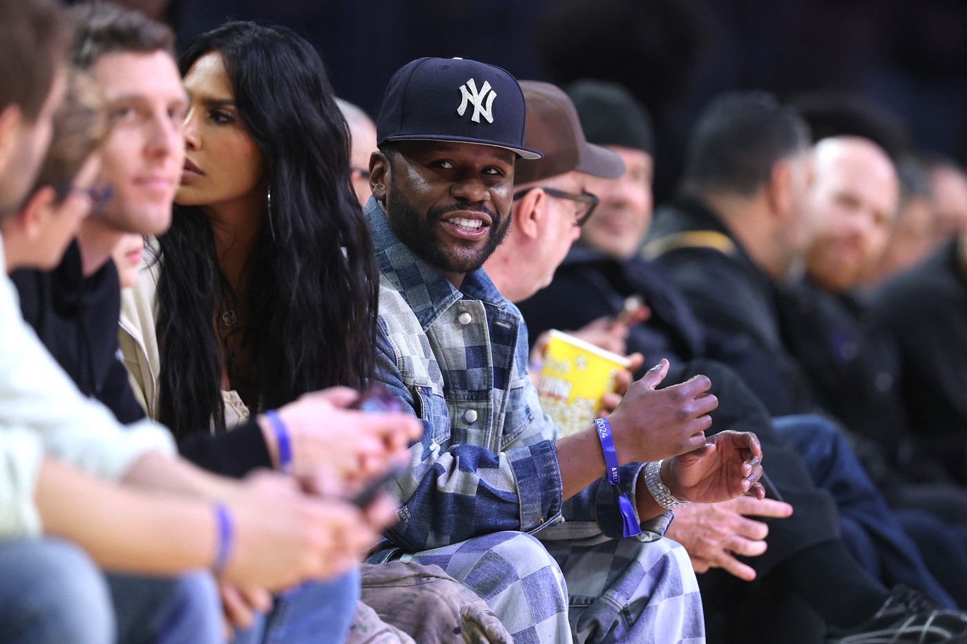 Floyd Mayweather a vrut să parieze o sumă uriaşă pe meciul lui cu Conor McGregor, o luptă de 600.000.000 de dolari! S-a aflat totul despre lovitura pe care a vrut să o dea cu câteva ore înainte de bătaie