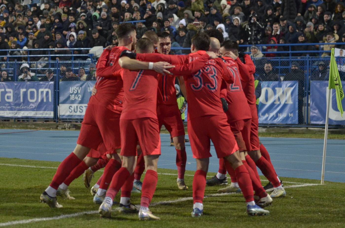 Gigi Becali a dat afară 3 fotbalişti de la FCSB chiar în Ajunul Crăciunului. A făcut anunțul