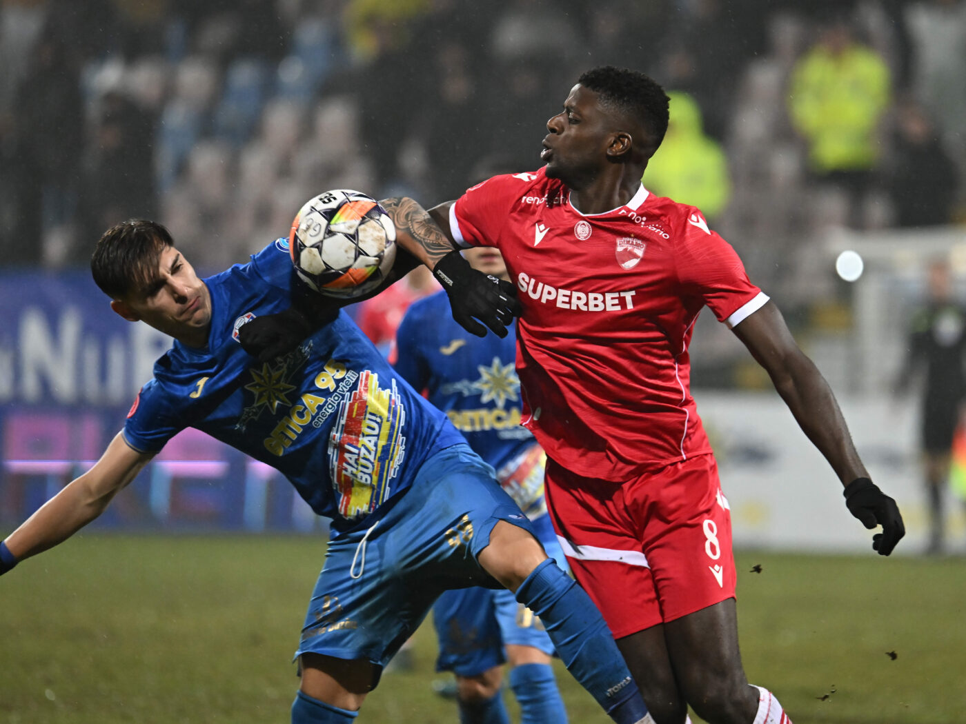 Gnahore, cu gândul la titlu după ce Dinamo a ajuns în vârful Superligii: „Sperăm ca și la finalul sezonului să fim fericiți!”