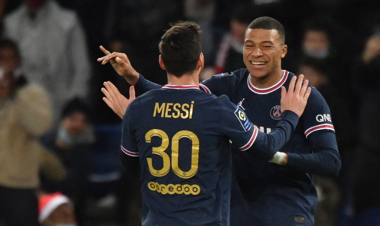 Leo Messi, Cristiano Ronaldo și Kylian Mbappe, out din echipa anului 2024. Cum arată primul 11 al IFFHS și cine sunt cei trei atacanți titulari
