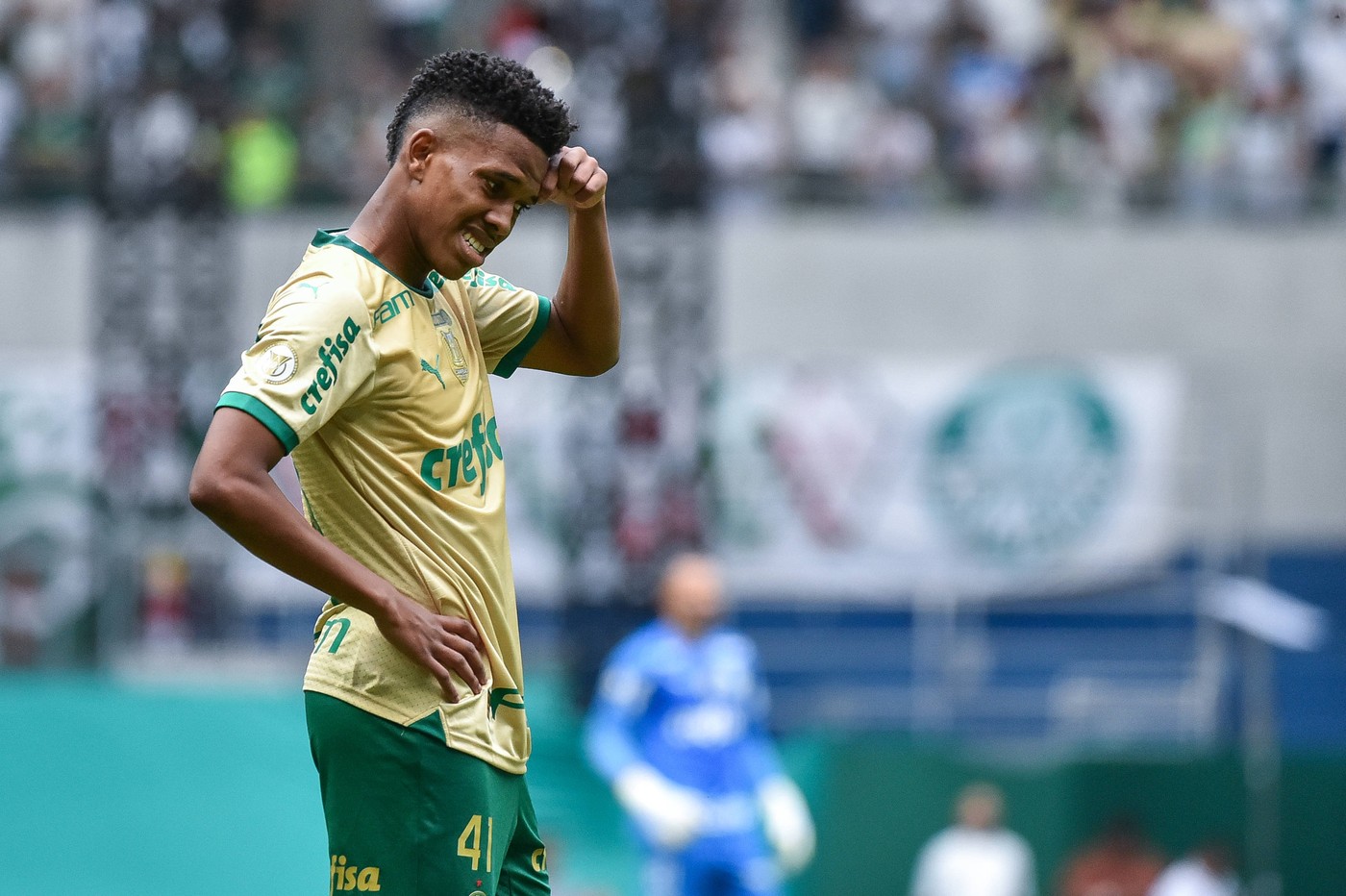 Noul fenomen al Braziliei: i-a depășit, la numai 17 ani, pe Ronaldo Nazario și pe Neymar! S-au plătit deja 70.000.000 de euro din Premier League pentru transferul lui