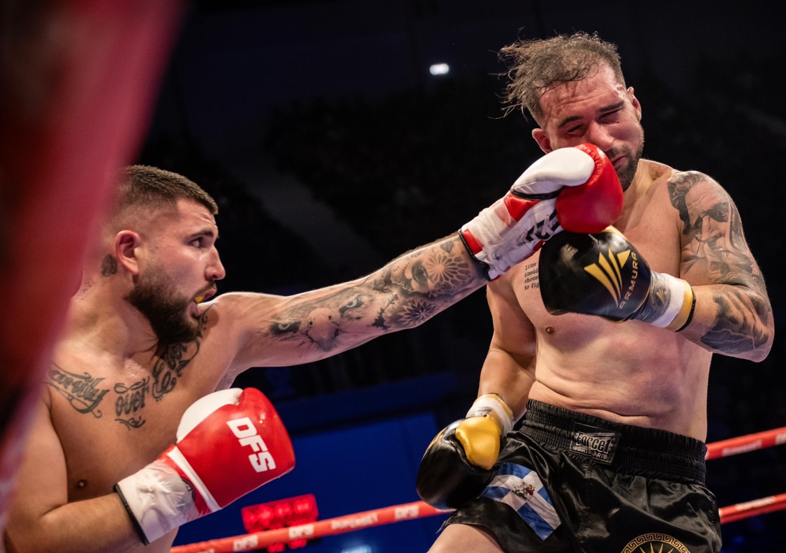 Povestea celui mai rău copil din școală, ajuns ulterior campion mondial: „Kickboxul m-a salvat și m-a disciplinat”. SPECIAL