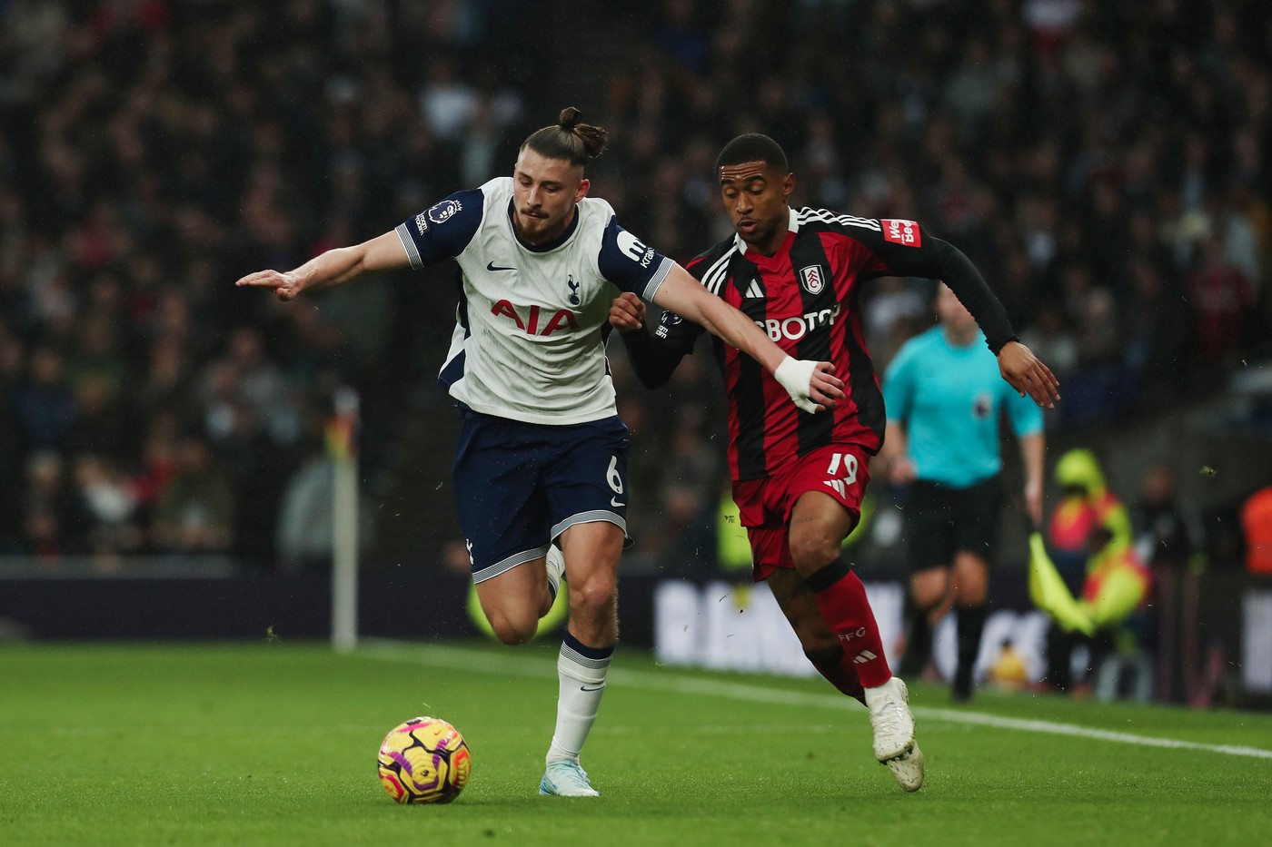Radu Drăguşin a dat lovitura. Cum l-a numit Ange Postecoglou, la câteva minute după Tottenham – Fulham