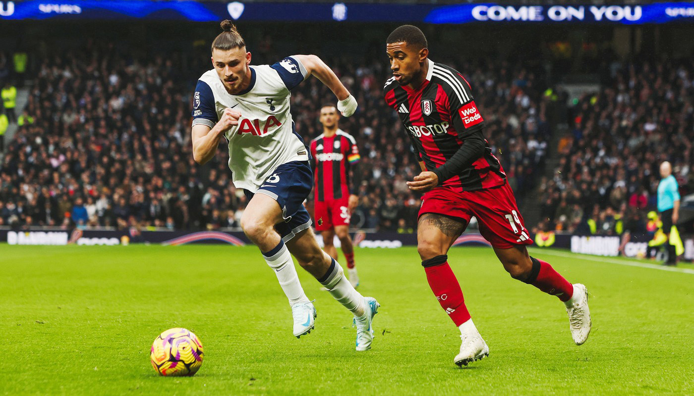 Radu Drăgușin, în istoria românilor din Premier League. Ce s-a întâmplat în meciul cu Fulham