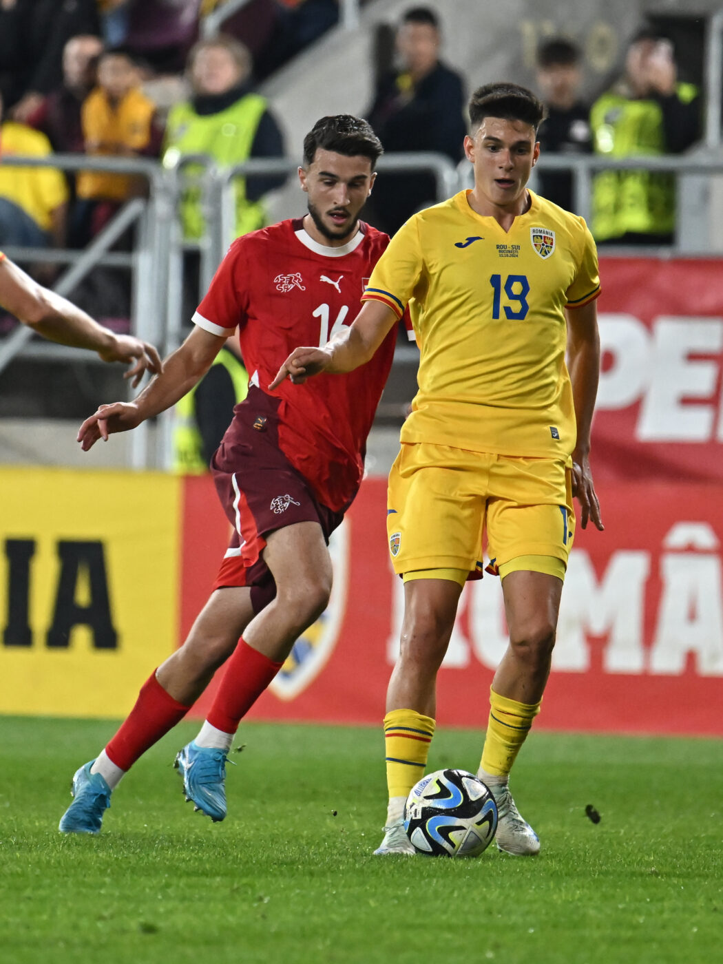 Rareș Ilie reacționează optimist și analizează grupa României la EURO U21: „Îmi plac adversarii, asta îmi spuneau și coechipierii! Realist, ne putem califica!” EXCLUSIV