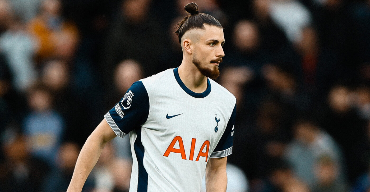 S-a întâmplat inevitabilul cu Radu Drăgușin, în Tottenham – Fulham. Decizia logică pe care a luat-o Postecoglou