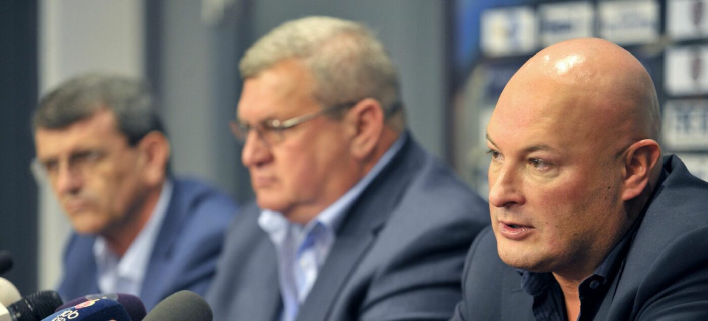 Un fost patron din fotbalul românesc îi face praf pe Arpad Paszkany și Iuliu Mureşan, cei care conduceau CFR Cluj: „Nu-i suportam. Nu am acceptat niciodată bagajul de PCR – Pile, Cunoştinţe şi Relaţii”. EXCLUSIV