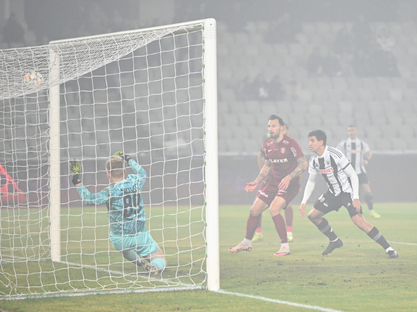 Universitatea Cluj – CFR Cluj 2-1 Live Video Online, în etapa 19 din Superligă. Fundașul central Lucas Masoero face dubla!