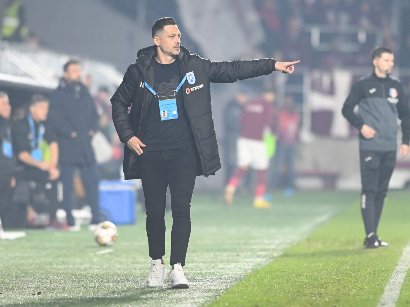 „Bomba” finalului de an în Superliga: Mirel Rădoi, dorit la Universitatea Craiova în locul lui Costel Gâlcă! EXCLUSIV