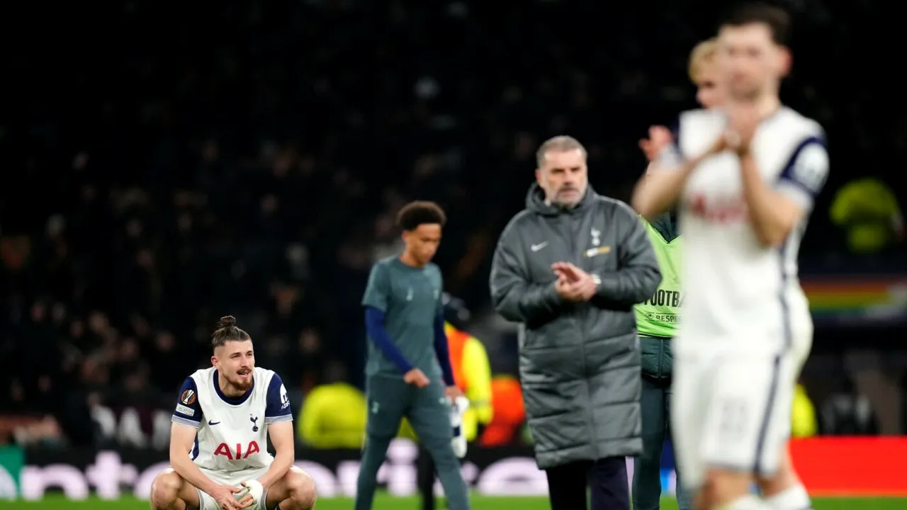 „Iubesc asta”. Ange Postecoglou, declarația genială despre Radu Drăgușin