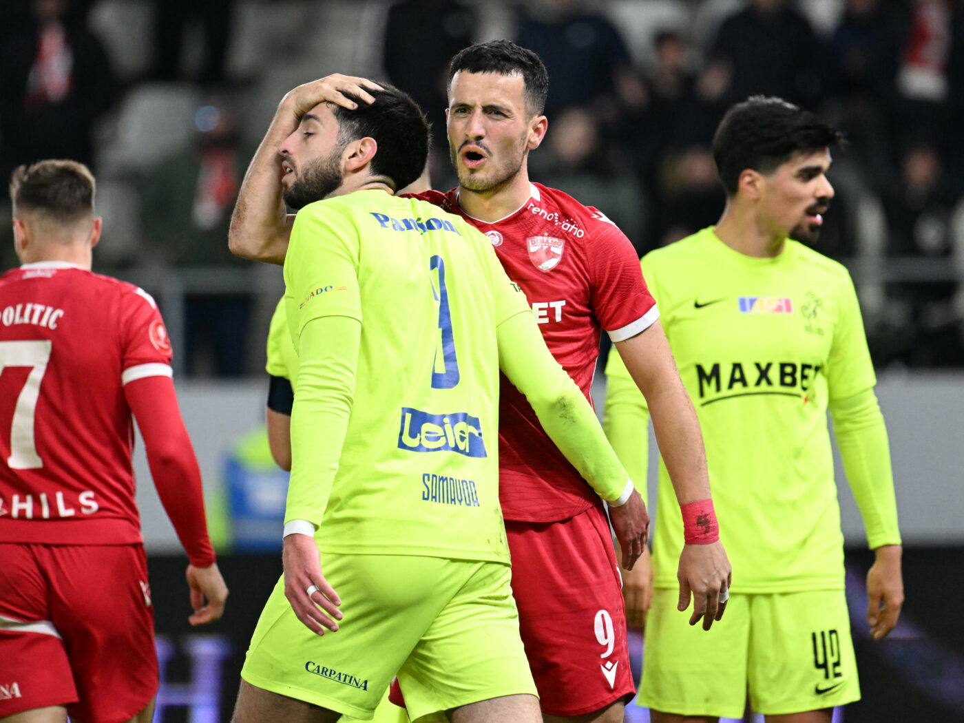 A explicat de ce a schimbat clubul în Superliga. „Formăm o echipă de 15 ani și era normal ca la un moment dat să refac acest cuplu. A fost o înțelegere”. EXCLUSIV