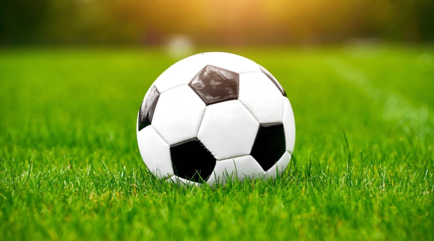 A sunat şi a înjurat femeile angajate la AFAN. Un şef de club din România, comportament suburban pentru că risca depunctarea şi nu voia să plătească salariul fotbalistului