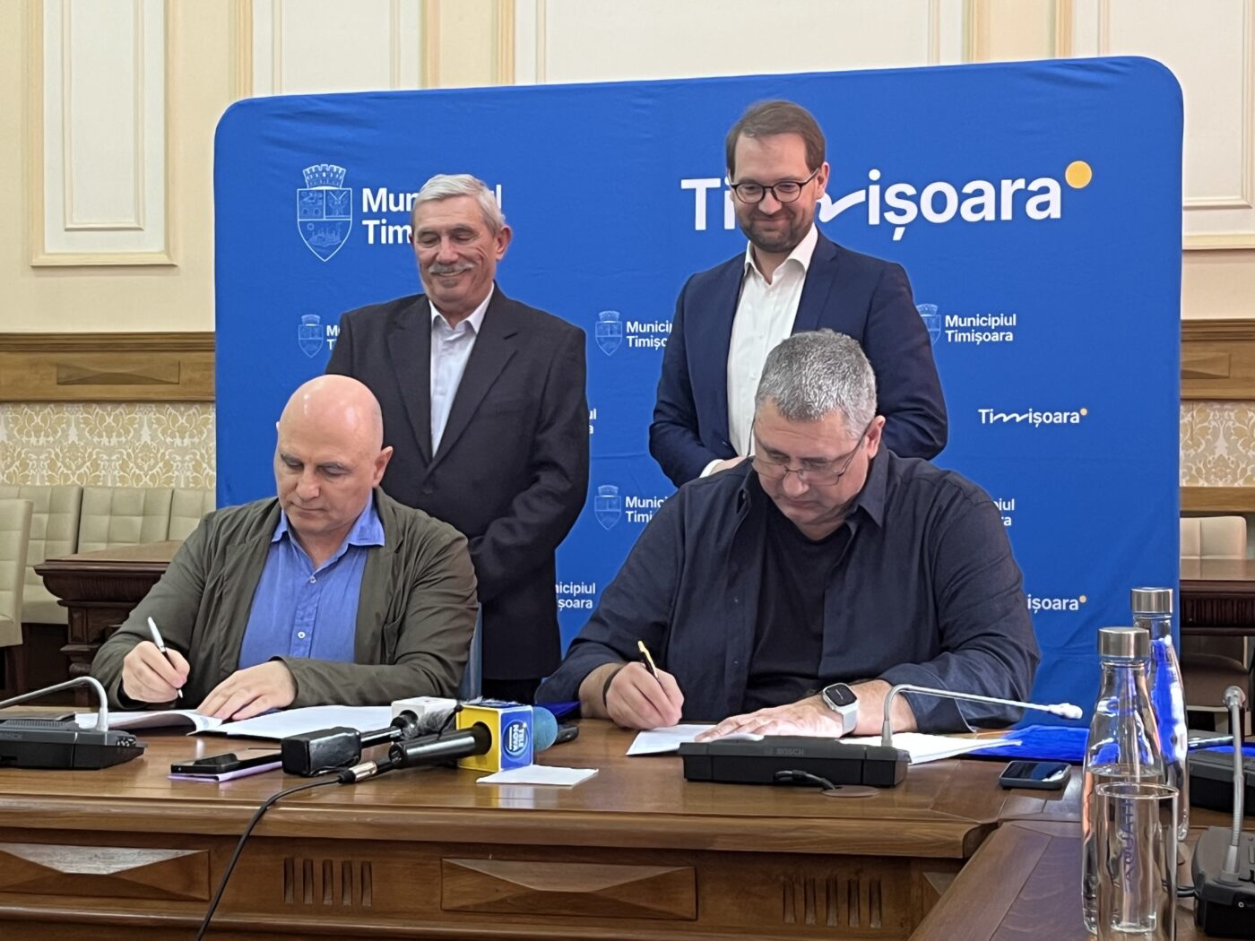Alexandru Dedu a fost prezentat oficial la SCM Timișoara, cu primarul Dominic Fritz alături. Ce vrea să schimbe
