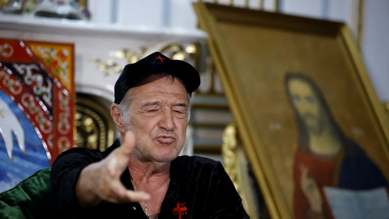 Alți trei fotbaliști sunt ca și dați afară de la FCSB! Gigi Becali a luat decizia și a făcut deja transferurile cu care îi înlocuiește