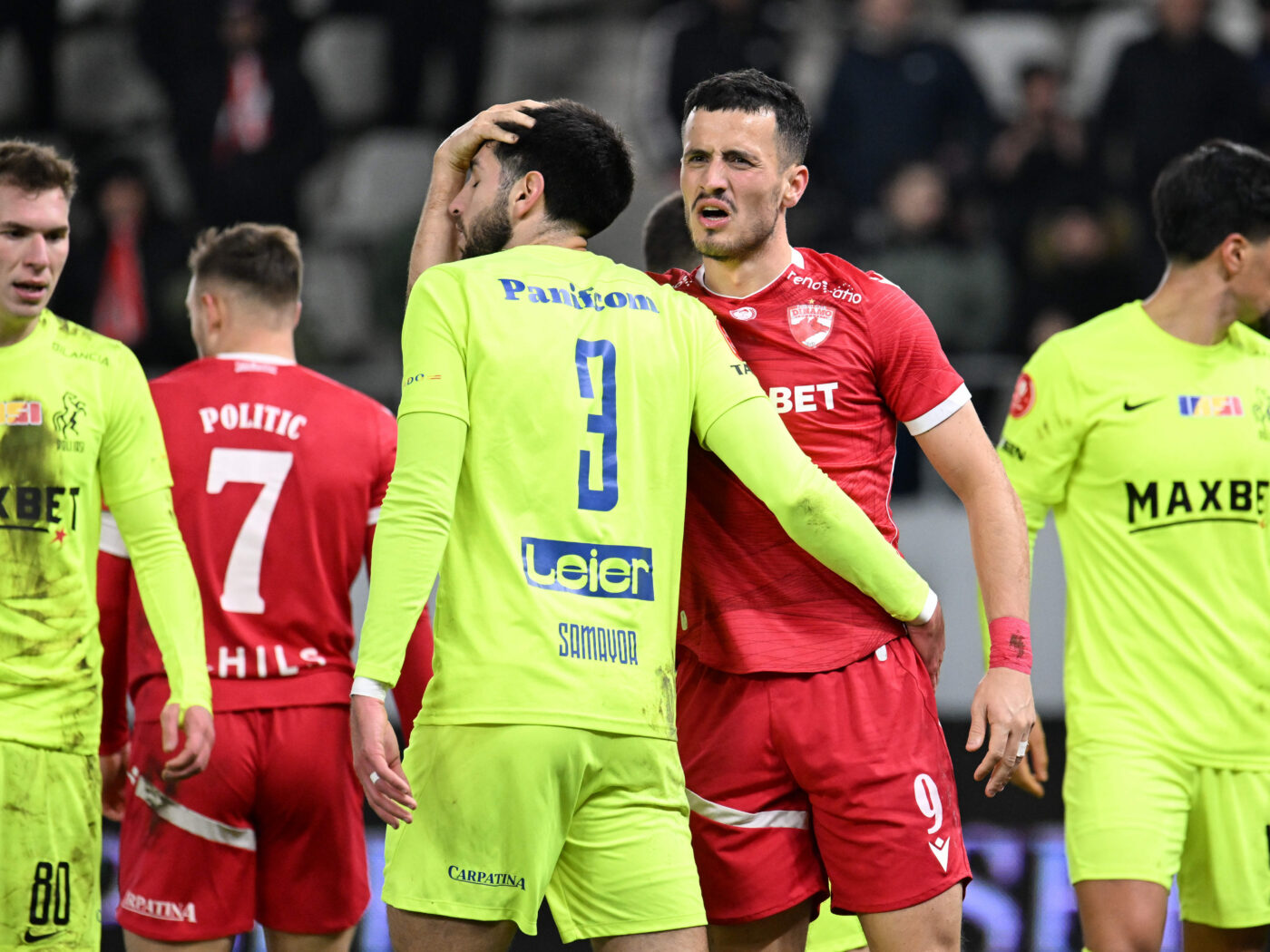 Antrenorul din Superliga a ajuns la capătul răbdării și nu s-a mai abținut! Desființarea clubului, marea amenințare: „În vară s-au făcut 15 transferuri, iar acum au început să apară probleme financiare deosebite”