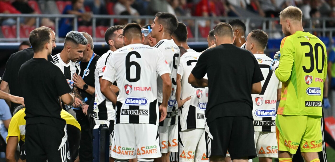 Antrenorul din Superliga care vine zi de zi la stadion la ora 6.30 dimineața! „Nu-mi distrage nimic atenția și mă concentrez mai bine”. EXCLUSIV