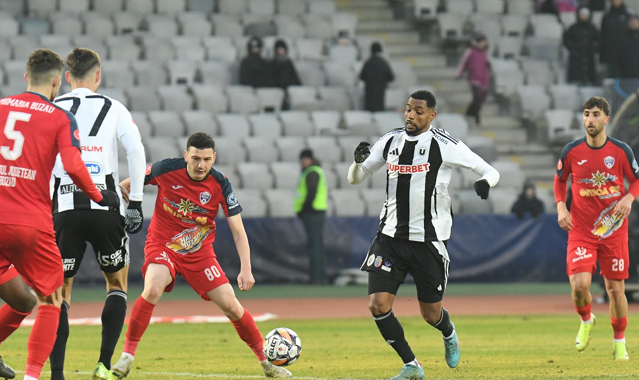 Au transferat un atacant ivorian pentru titlu! A jucat în Franța şi a fost adus să rupă plasele în Superliga