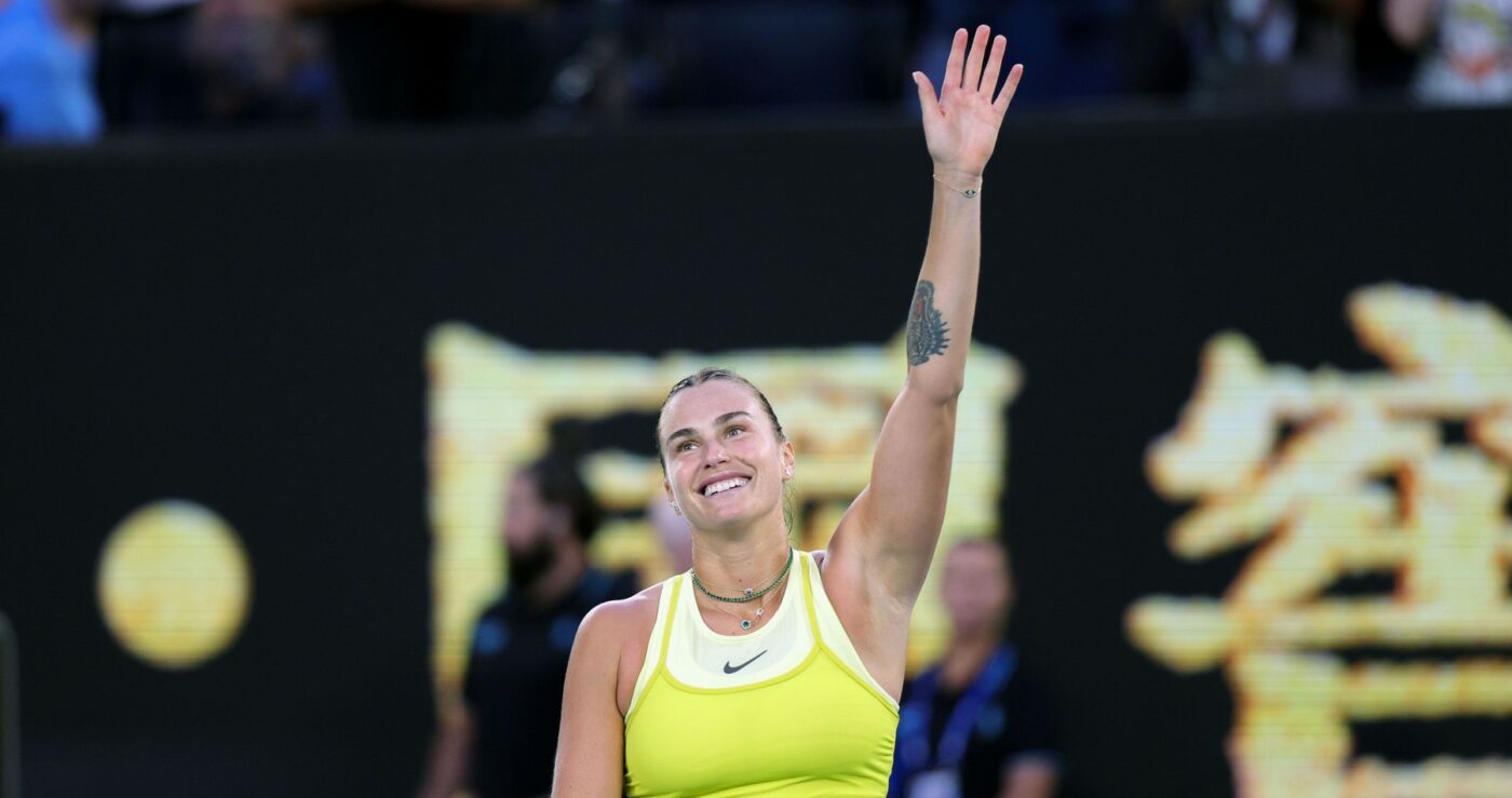 Bielorusa Aryna Sabalenka a început să se miște așa pe teren, la Australian Open, iar fanii au ovaționat-o în picioare: „Regina dansului”