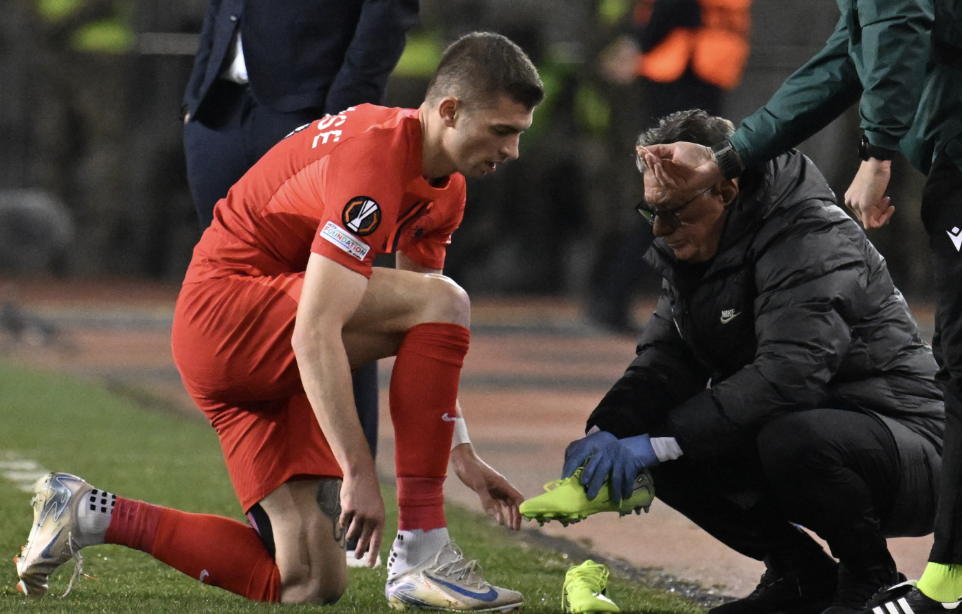 Blestemul continuă la FCSB! Florin Tănase s-a accidentat