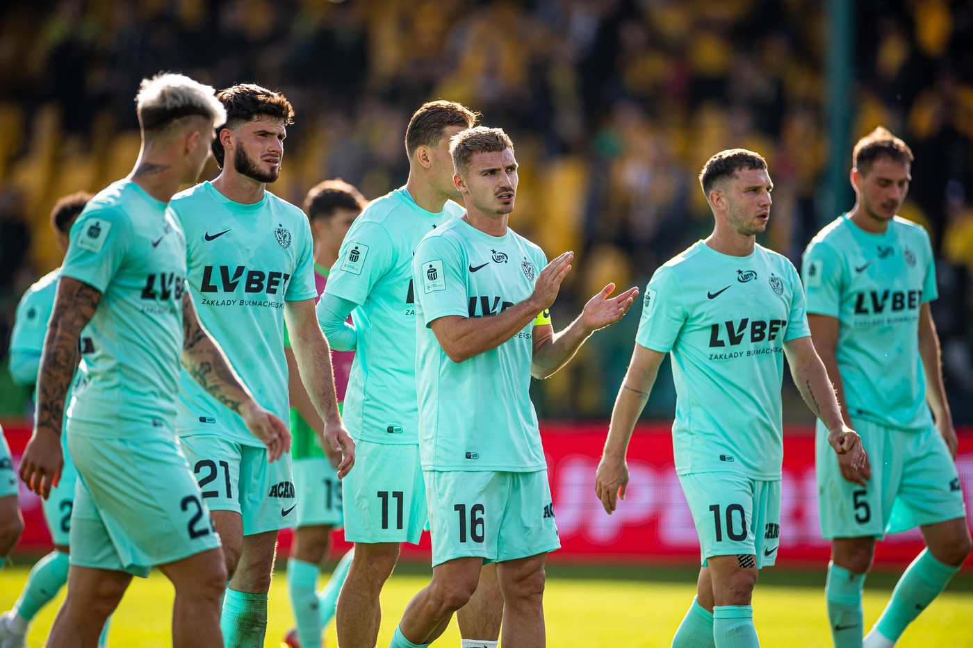 Gică Hagi l-a lansat în fotbalul mare, Mircea Lucescu l-a luat la Dinamo Kiev, dar cariera românului s-a tot prăbuşit. Când toată lumea a uitat de el, poate prinde un transfer spectaculos la Partizan Belgrad