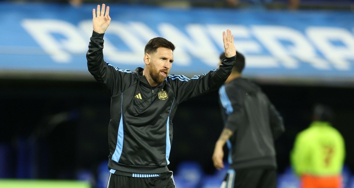 „O să ne distrugă”. Ce a simțit când Leo Messi a ieşit la încălzire şi răspunsul lui Zlatan Ibrahimovic